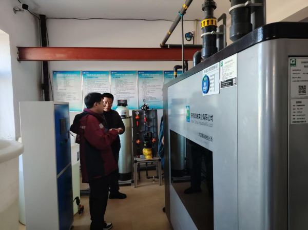 扎賚諾爾區(qū)疾控中心開展集中式供水單位水質(zhì)消毒方式現(xiàn)場調(diào)查，筑牢飲水安全防線